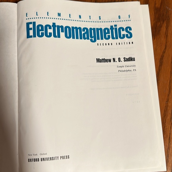 Elements of Electromagnetics, Second Edition by Matthew N. O. Sashimi - Picture 2 of 9